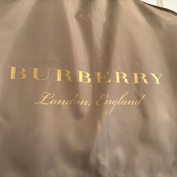 Burberry Men’s 54R Suit - Picture 5 of 5
